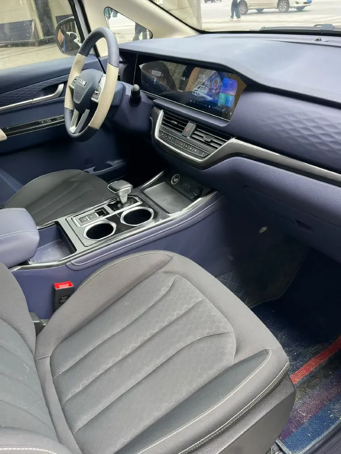 2025 BAW RuiSheng Trump M7 2.0L 144HP L4 8AT,autocango,china used car exporter,china ev exporter,chinese used car exporter,chinese used ev exporter