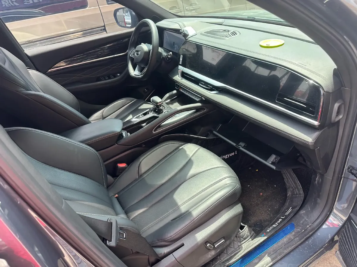 2024 Geely Monjaro 2.0T 238HP L4 8AT,autocango,china used car exporter,china ev exporter,chinese used car exporter,chinese used ev exporter