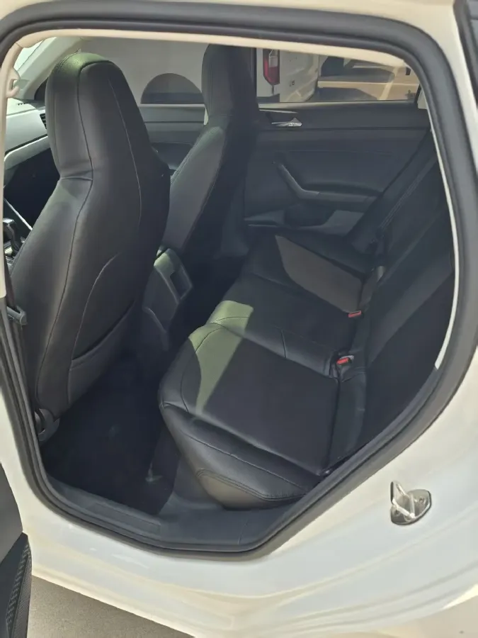 2019 Volkswagen Polo 1.5L 113HP L4 6AT,autocango,china used car exporter,china ev exporter,chinese used car exporter,chinese used ev exporter