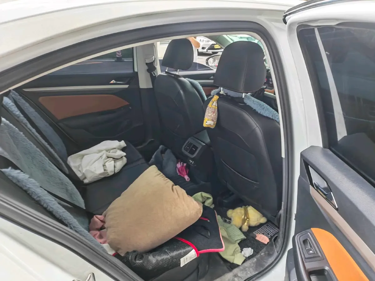 2023 Volkswagen Bora 1.2T 116HP L4 7DCT,autocango,china used car exporter,china ev exporter,chinese used car exporter,chinese used ev exporter