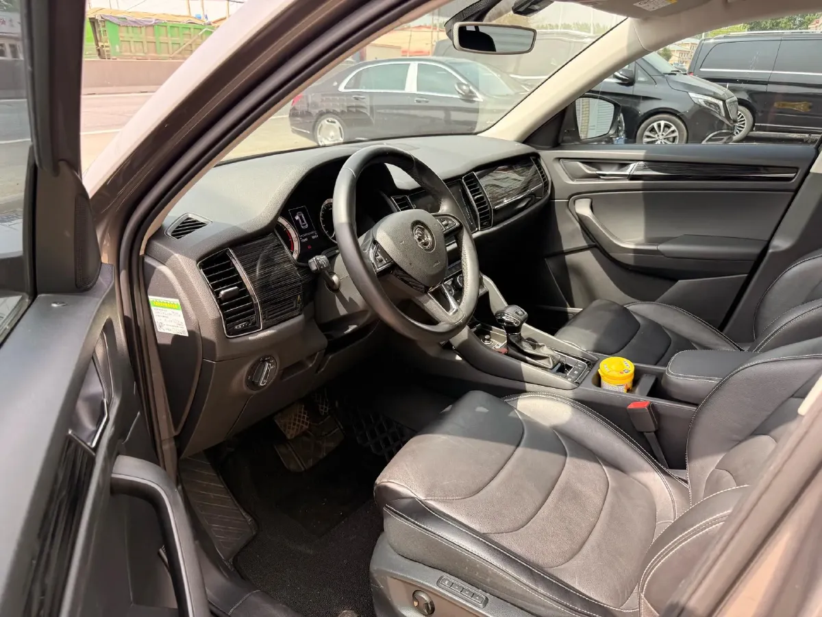 2018 Skoda Kodiak 2.0T 186HP L4 7DCT,autocango,china used car exporter,china ev exporter,chinese used car exporter,chinese used ev exporter