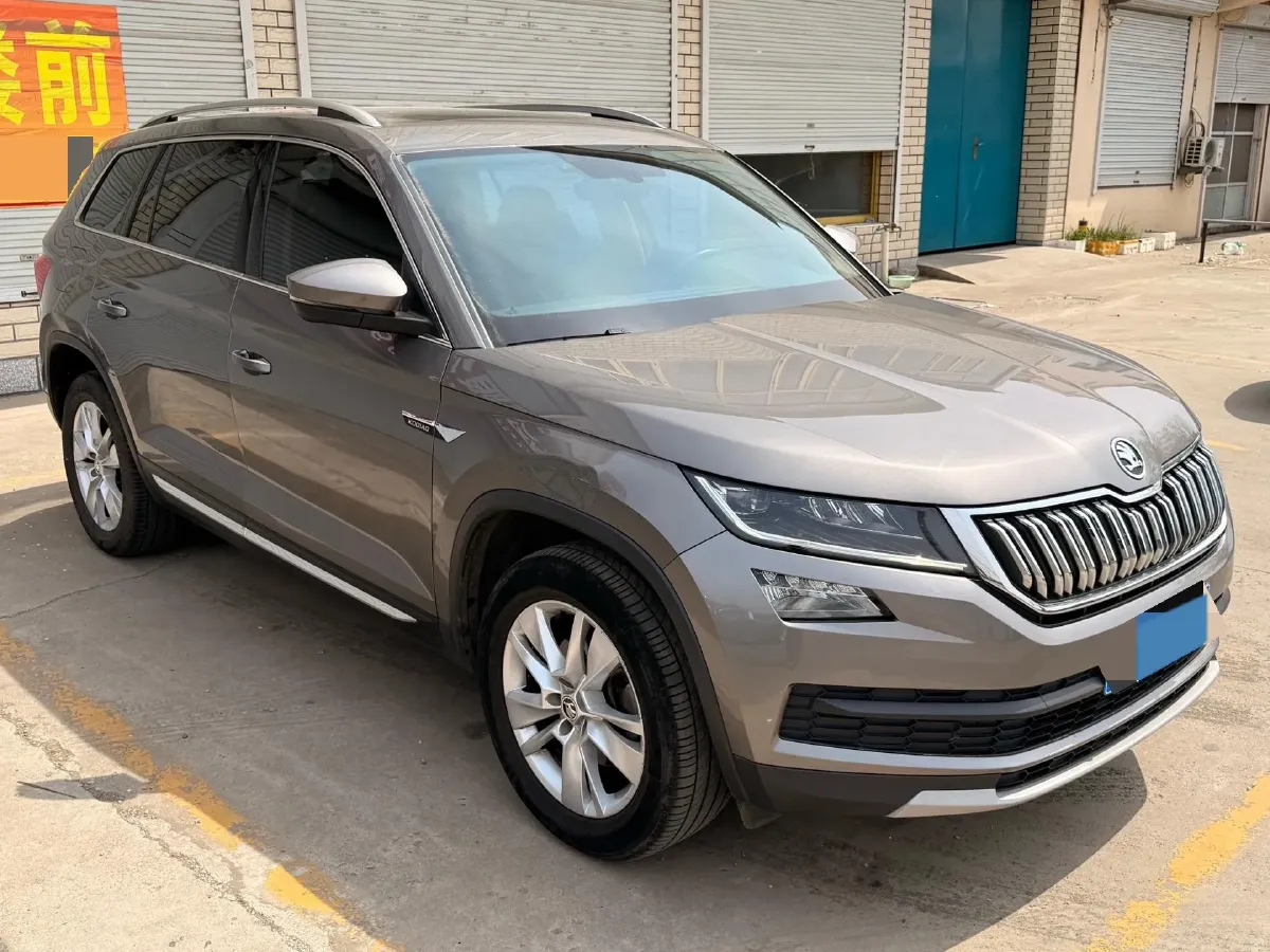 2018 Skoda Kodiak 2.0T 186HP L4 7DCT,autocango,china used car exporter,china ev exporter,chinese used car exporter,chinese used ev exporter