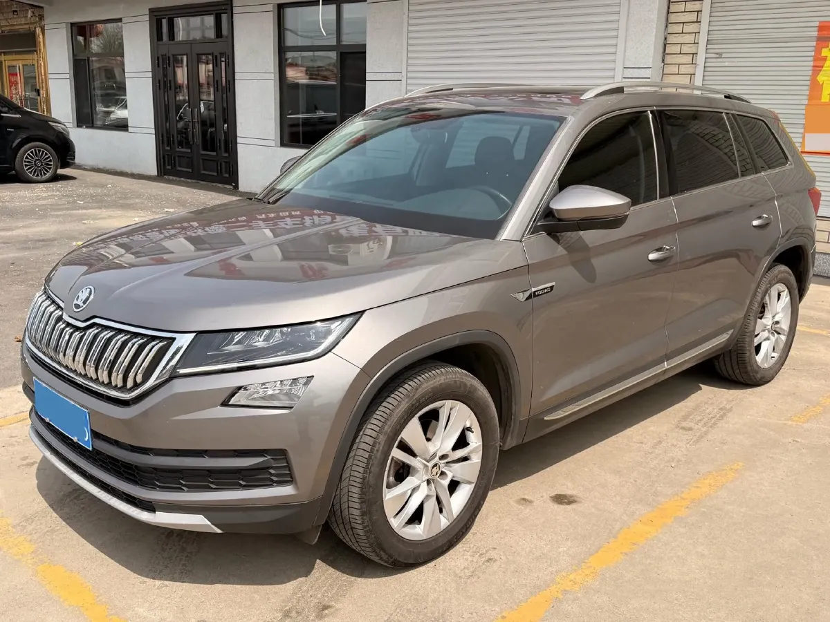 2018 Skoda Kodiak 2.0T 186HP L4 7DCT,autocango,china used car exporter,china ev exporter,chinese used car exporter,chinese used ev exporter