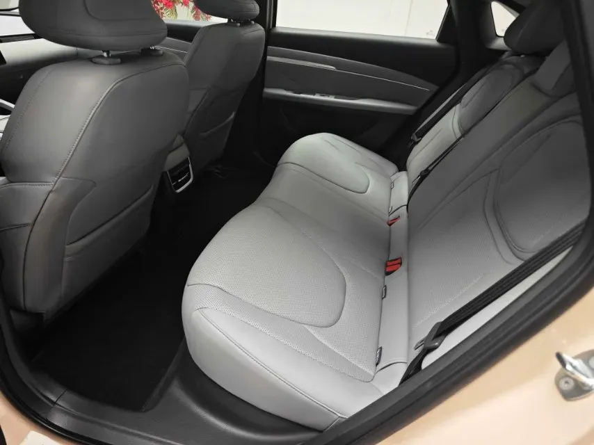 2025 Xpeng MONA M03 BEV,autocango,china used car exporter,china ev exporter,chinese used car exporter,chinese used ev exporter