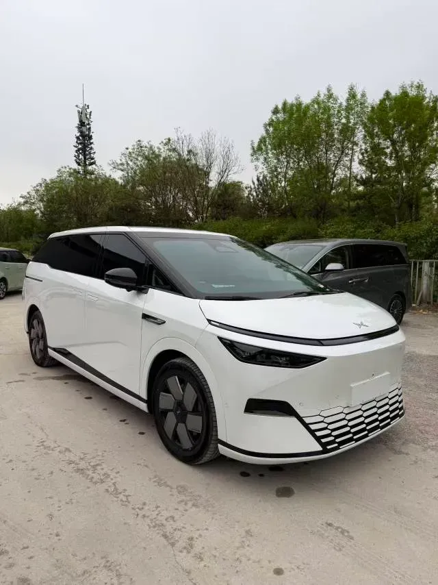 2024 Xpeng X9 BEV 101.5KWH,autocango,china used car exporter,china ev exporter,chinese used car exporter,chinese used ev exporter