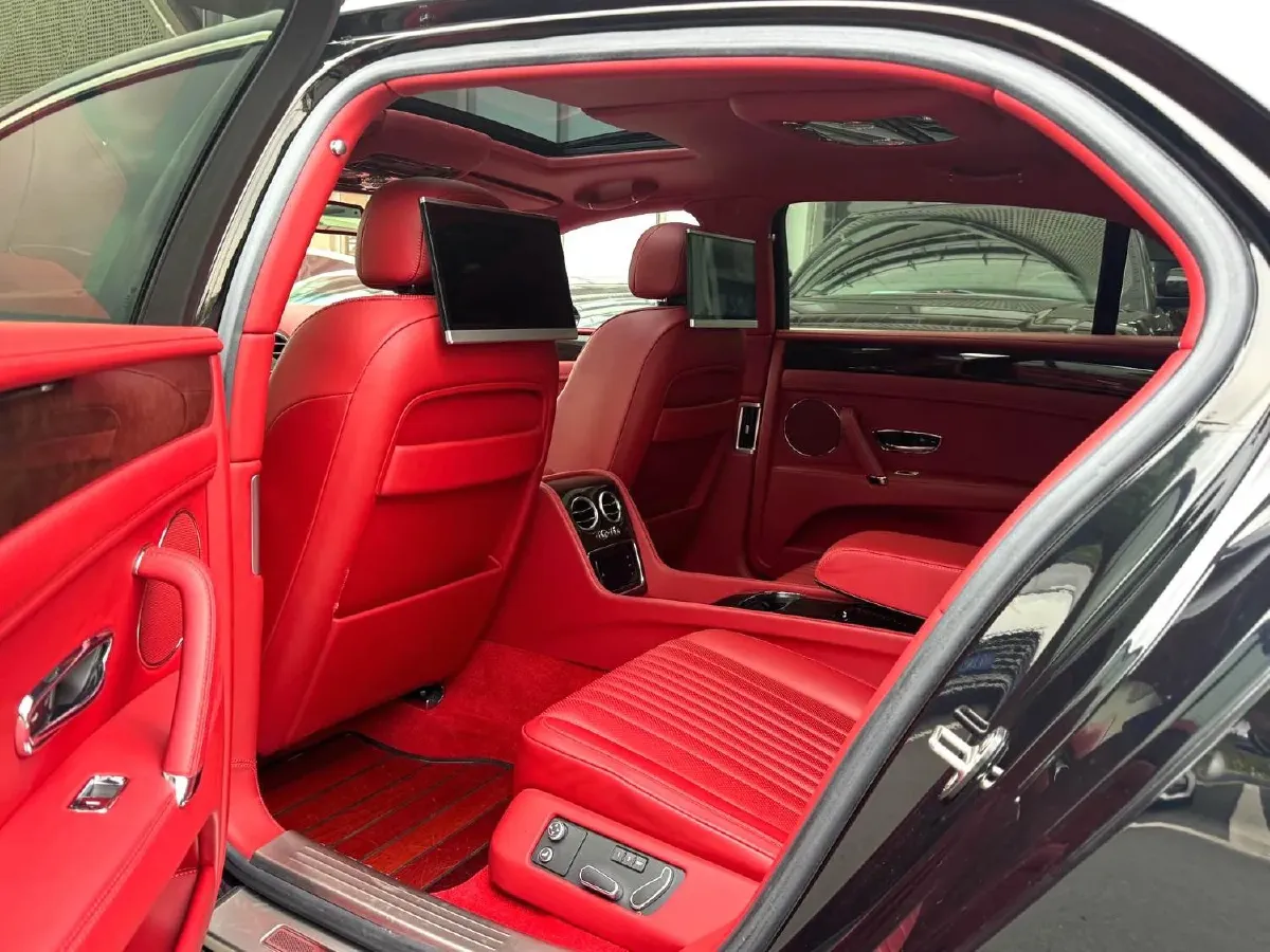 2017 Bentley Flying Spur 4.0T 507HP V8 8AT,autocango,china used car exporter,china ev exporter,chinese used car exporter,chinese used ev exporter