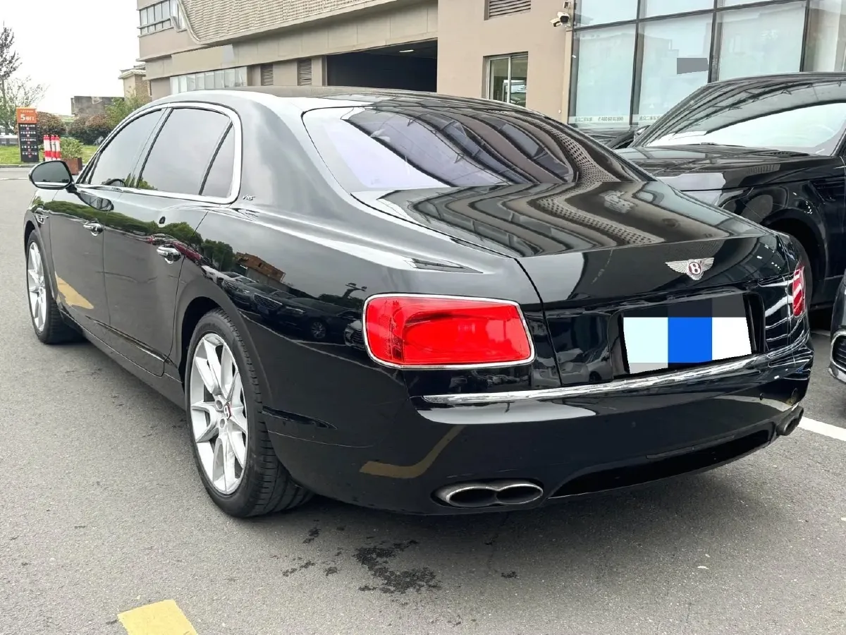 2017 Bentley Flying Spur 4.0T 507HP V8 8AT,autocango,china used car exporter,china ev exporter,chinese used car exporter,chinese used ev exporter