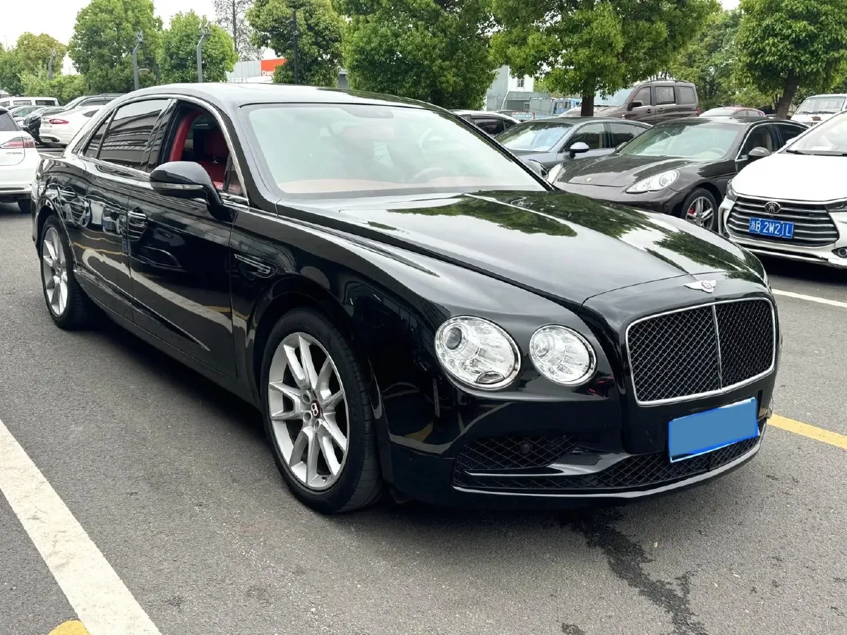 2017 Bentley Flying Spur 4.0T 507HP V8 8AT,autocango,china used car exporter,china ev exporter,chinese used car exporter,chinese used ev exporter
