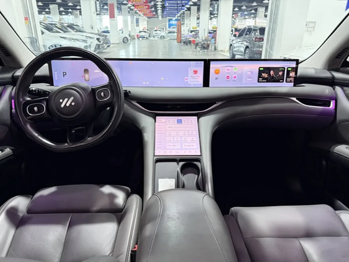 2023 IM LS6 BEV 71KWH,autocango,china used car exporter,china ev exporter,chinese used car exporter,chinese used ev exporter