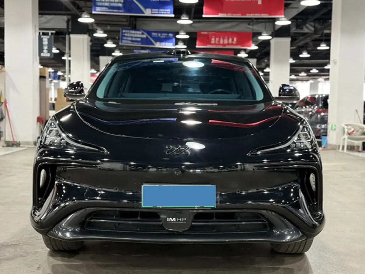 2023 IM LS6 BEV 71KWH,autocango,china used car exporter,china ev exporter,chinese used car exporter,chinese used ev exporter