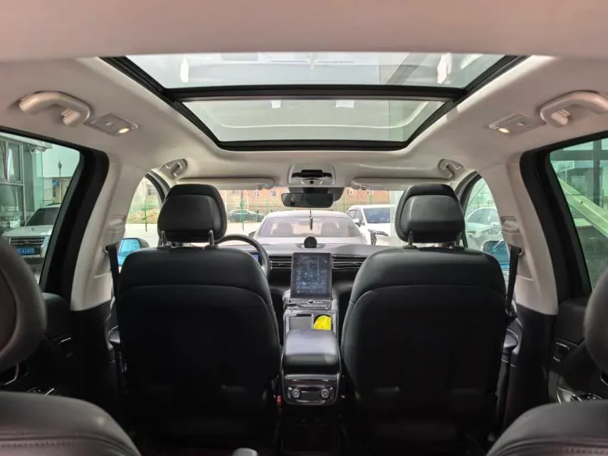 2018 NIO ES8 BEV 70KWH,autocango,china used car exporter,china ev exporter,chinese used car exporter,chinese used ev exporter