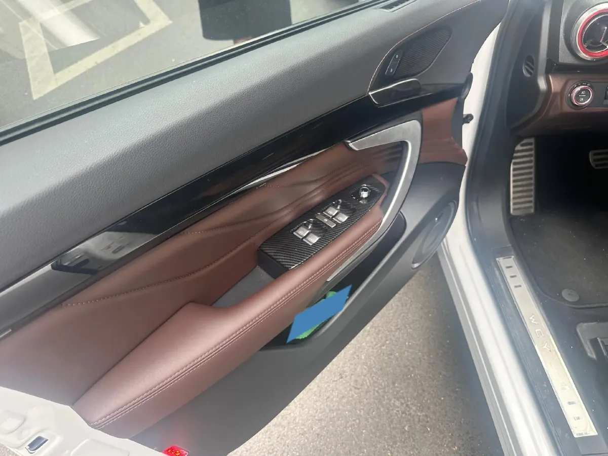 2017 WEY VV7 2.0T 234HP L4 7DCT,autocango,china used car exporter,china ev exporter,chinese used car exporter,chinese used ev exporter