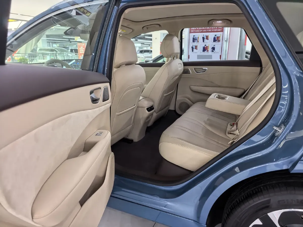 2025 HIMA Shangjie H5 BEV,autocango,china used car exporter,china ev exporter,chinese used car exporter,chinese used ev exporter