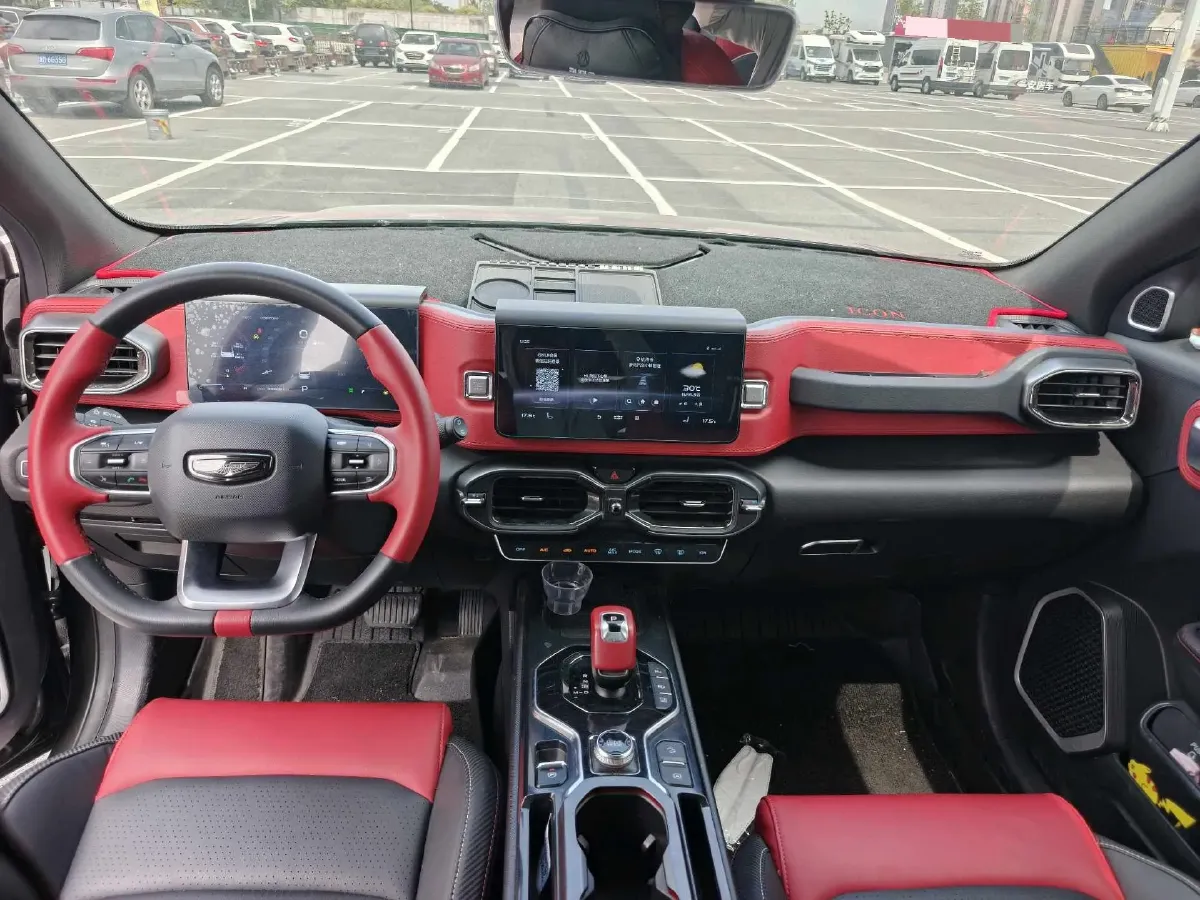 2020 Geely ICON 1.5T 177HP L3 7DCT,autocango,china used car exporter,china ev exporter,chinese used car exporter,chinese used ev exporter