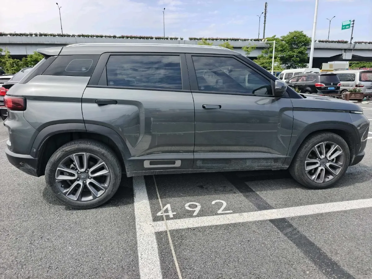 2020 Geely ICON 1.5T 177HP L3 7DCT,autocango,china used car exporter,china ev exporter,chinese used car exporter,chinese used ev exporter