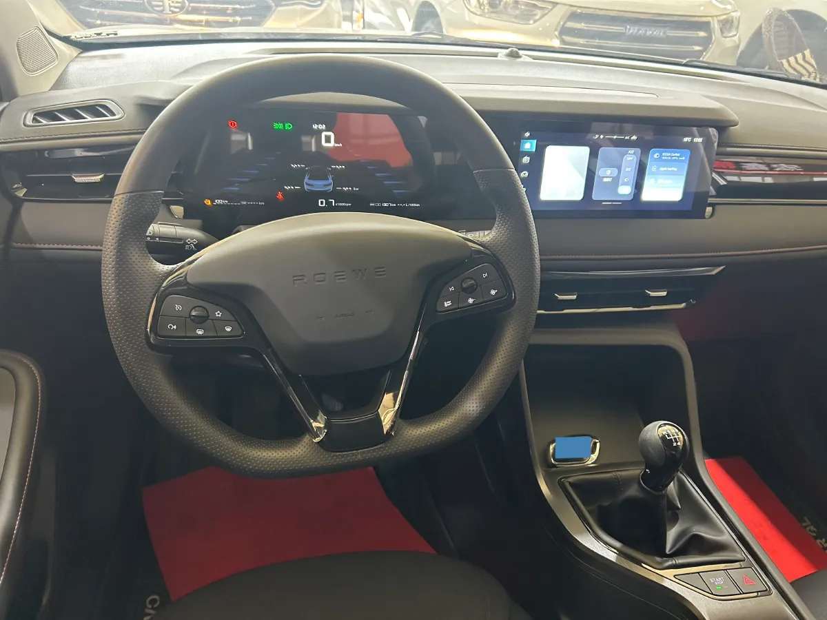 2023 Roewe i5 1.5L 129HP L4 5MT,autocango,china used car exporter,china ev exporter,chinese used car exporter,chinese used ev exporter