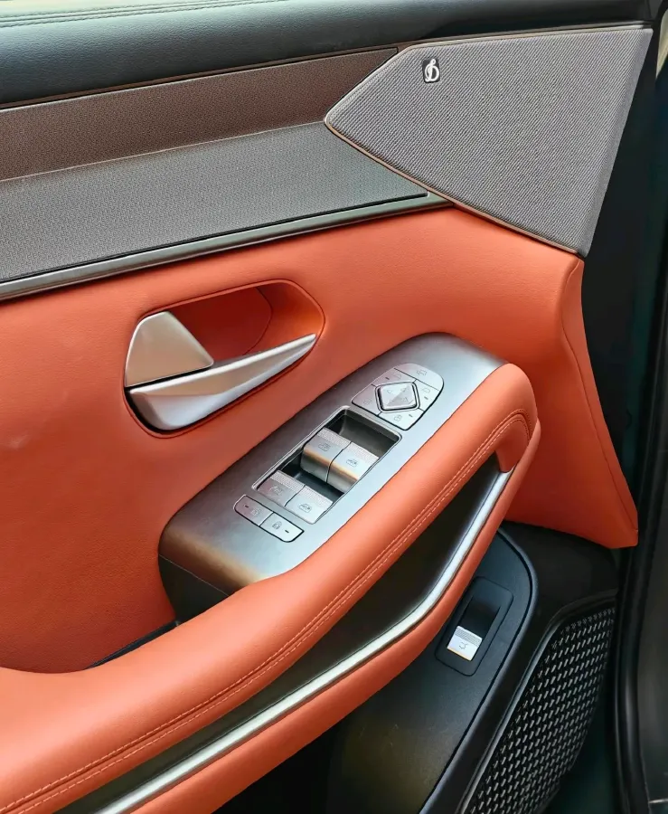 2025 BYD TangL BEV,autocango,china used car exporter,china ev exporter,chinese used car exporter,chinese used ev exporter