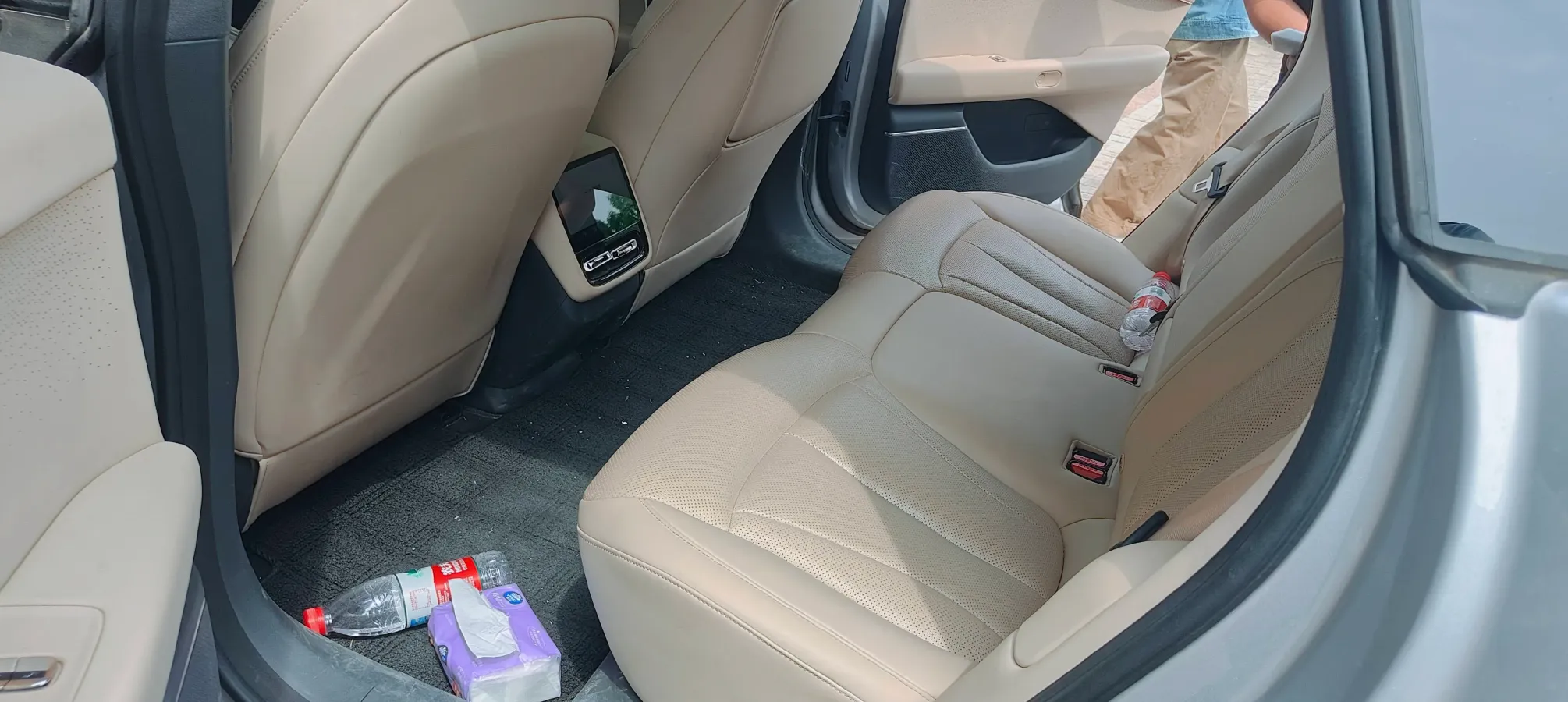 2024 Xpeng P7+ BEV 76.3KWH,autocango,china used car exporter,china ev exporter,chinese used car exporter,chinese used ev exporter