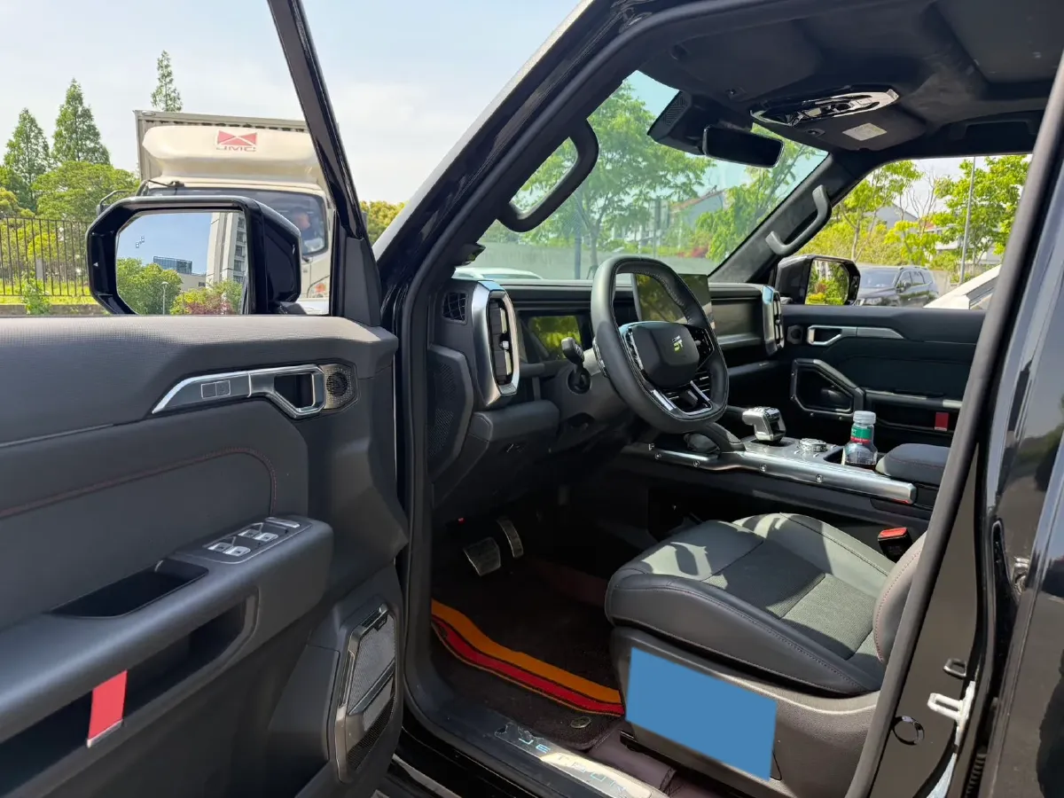 2023 Jetour Traveller 2.0T 254HP L4 7DCT,autocango,china used car exporter,china ev exporter,chinese used car exporter,chinese used ev exporter