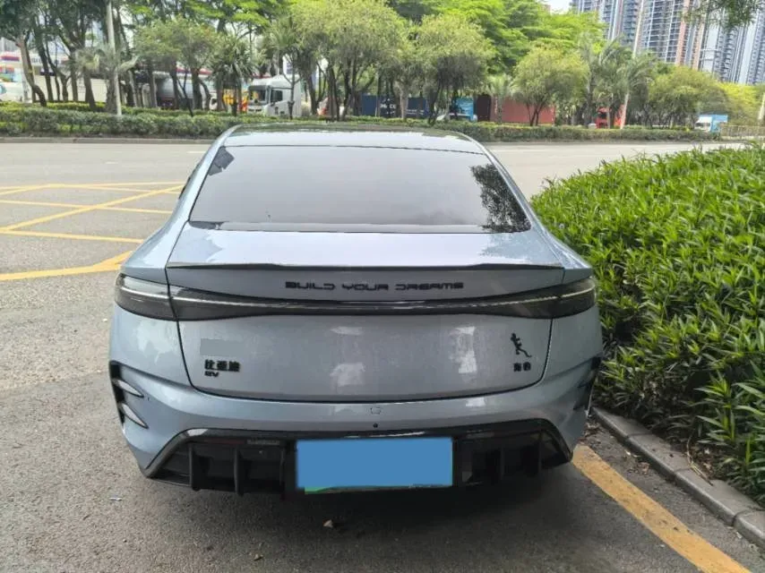 2022 AITO AITO M5 Range Extended 125HP REEV 40KWH,autocango,china used car exporter,china ev exporter,chinese used car exporter,chinese used ev exporter