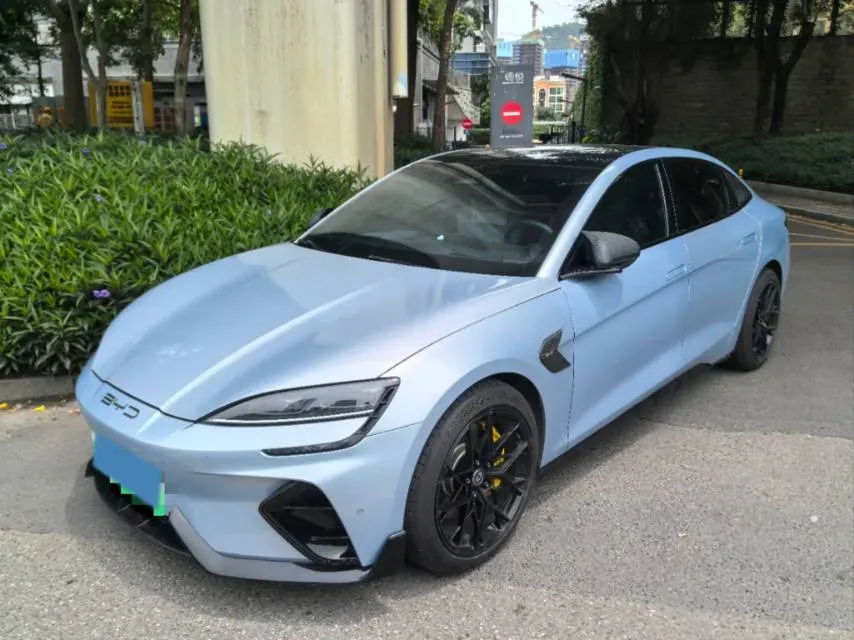 2022 AITO AITO M5 Range Extended 125HP REEV 40KWH,autocango,china used car exporter,china ev exporter,chinese used car exporter,chinese used ev exporter