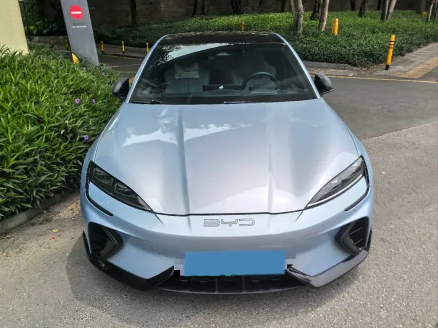 2022 AITO AITO M5 Range Extended 125HP REEV 40KWH,autocango,china used car exporter,china ev exporter,chinese used car exporter,chinese used ev exporter