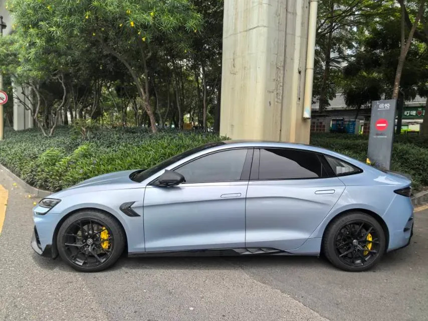 2022 AITO AITO M5 Range Extended 125HP REEV 40KWH,autocango,china used car exporter,china ev exporter,chinese used car exporter,chinese used ev exporter