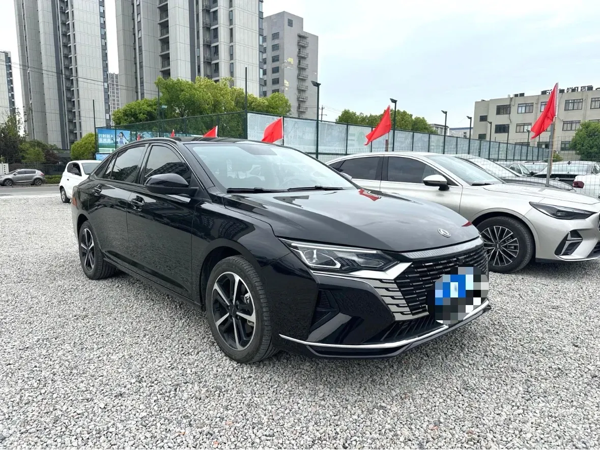2024 DongFeng Aeolus YiXuan MAX 1.5T 197HP L4 7DCT,autocango,china used car exporter,china ev exporter,chinese used car exporter,chinese used ev exporter