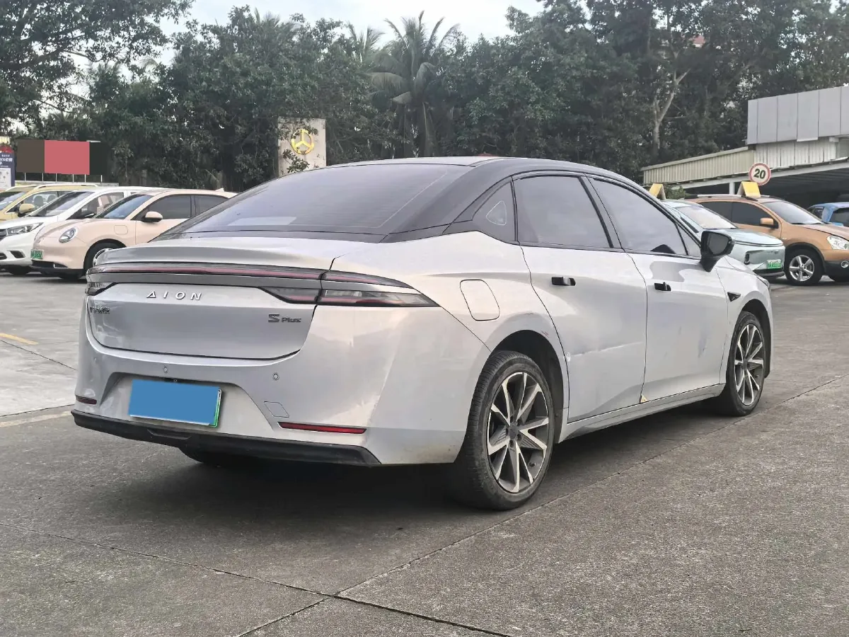 2022 ChangAn Oshan Z6 1.5T 170HP L4 6TCT PHEV 28.4KWH,autocango,china used car exporter,china ev exporter,chinese used car exporter,chinese used ev exporter