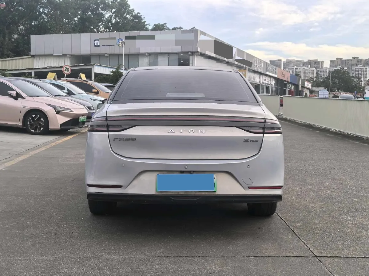 2022 ChangAn Oshan Z6 1.5T 170HP L4 6TCT PHEV 28.4KWH,autocango,china used car exporter,china ev exporter,chinese used car exporter,chinese used ev exporter
