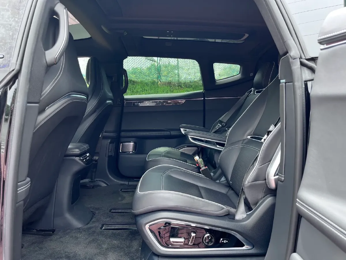 2022 HiPhi X BEV 97KWH,autocango,china used car exporter,china ev exporter,chinese used car exporter,chinese used ev exporter