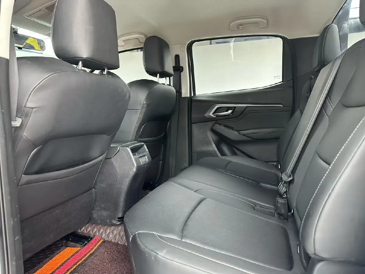 2023 Isuzu LingTuo 2.5T 150HP L4 6MT,autocango,china used car exporter,china ev exporter,chinese used car exporter,chinese used ev exporter