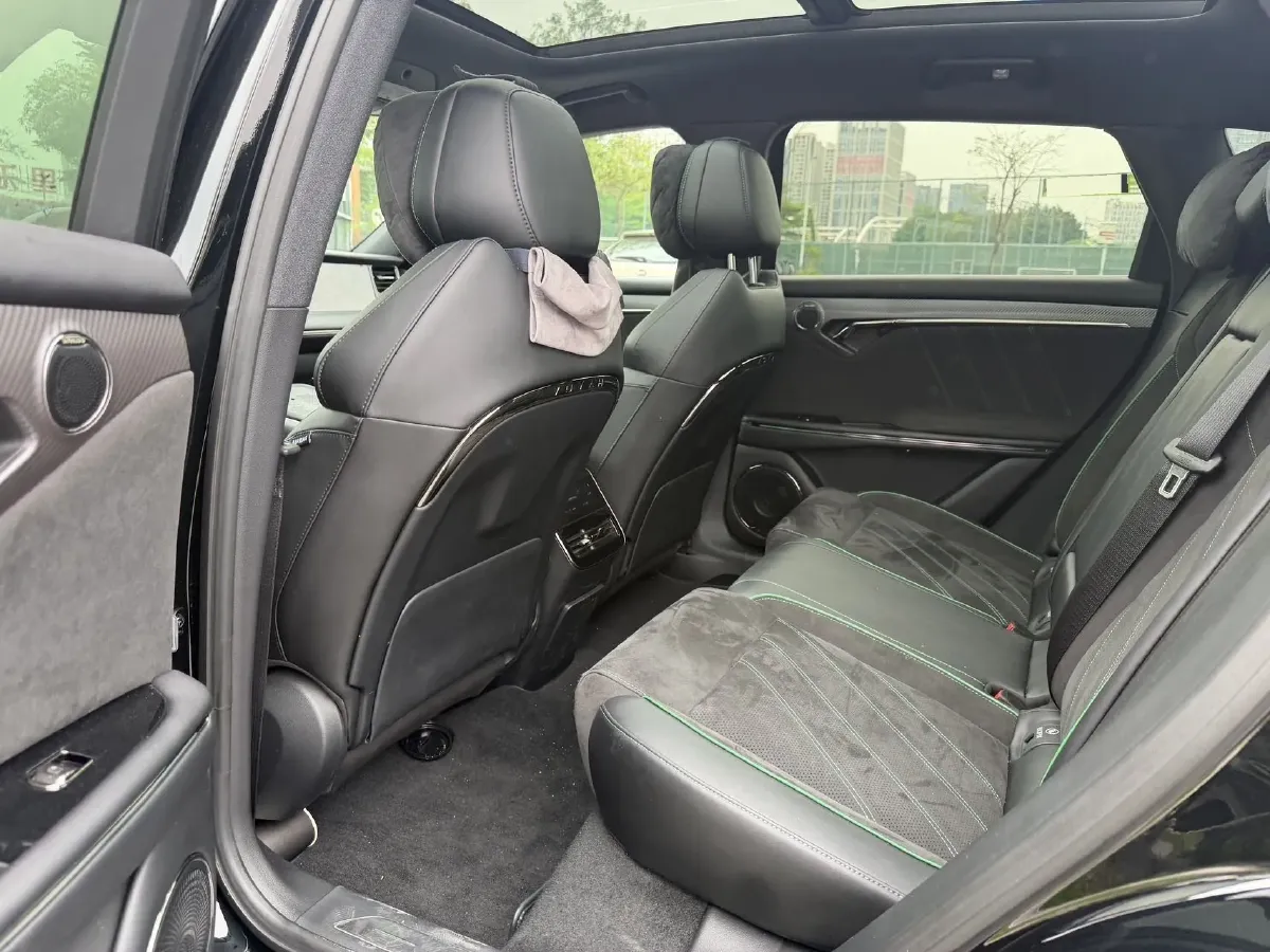 2025 Voyah FREE 1.5T 150HP L4 REEV 43KWH,autocango,china used car exporter,china ev exporter,chinese used car exporter,chinese used ev exporter