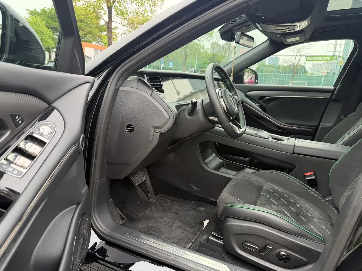 2025 Voyah FREE 1.5T 150HP L4 REEV 43KWH,autocango,china used car exporter,china ev exporter,chinese used car exporter,chinese used ev exporter