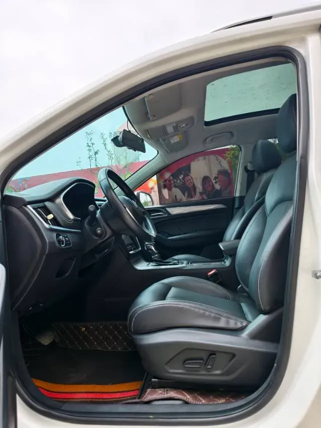 2019 Roewe i6 1.5T 169HP L4 7DCT,autocango,china used car exporter,china ev exporter,chinese used car exporter,chinese used ev exporter