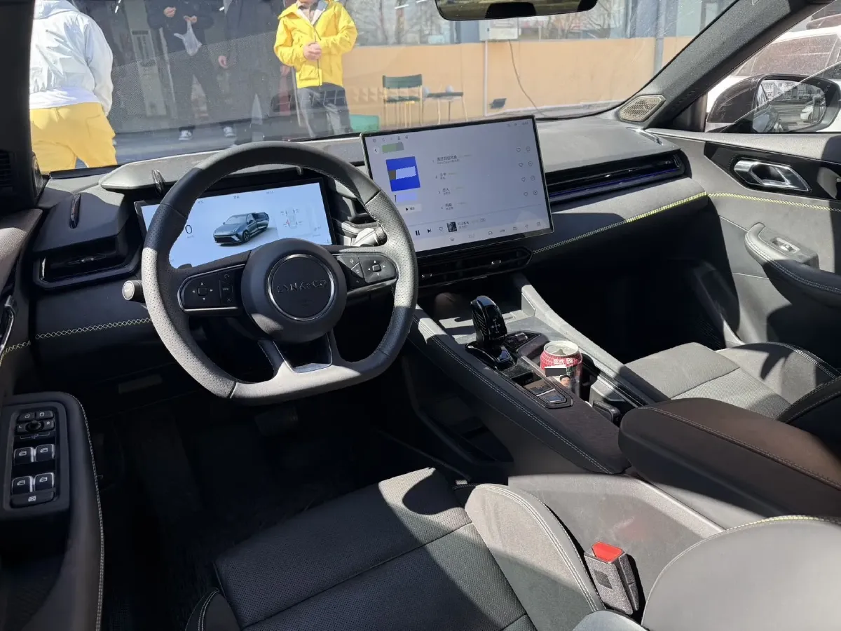 2025 LYNK&CO 03 1.5T 181HP L4 7DCT,autocango,china used car exporter,china ev exporter,chinese used car exporter,chinese used ev exporter