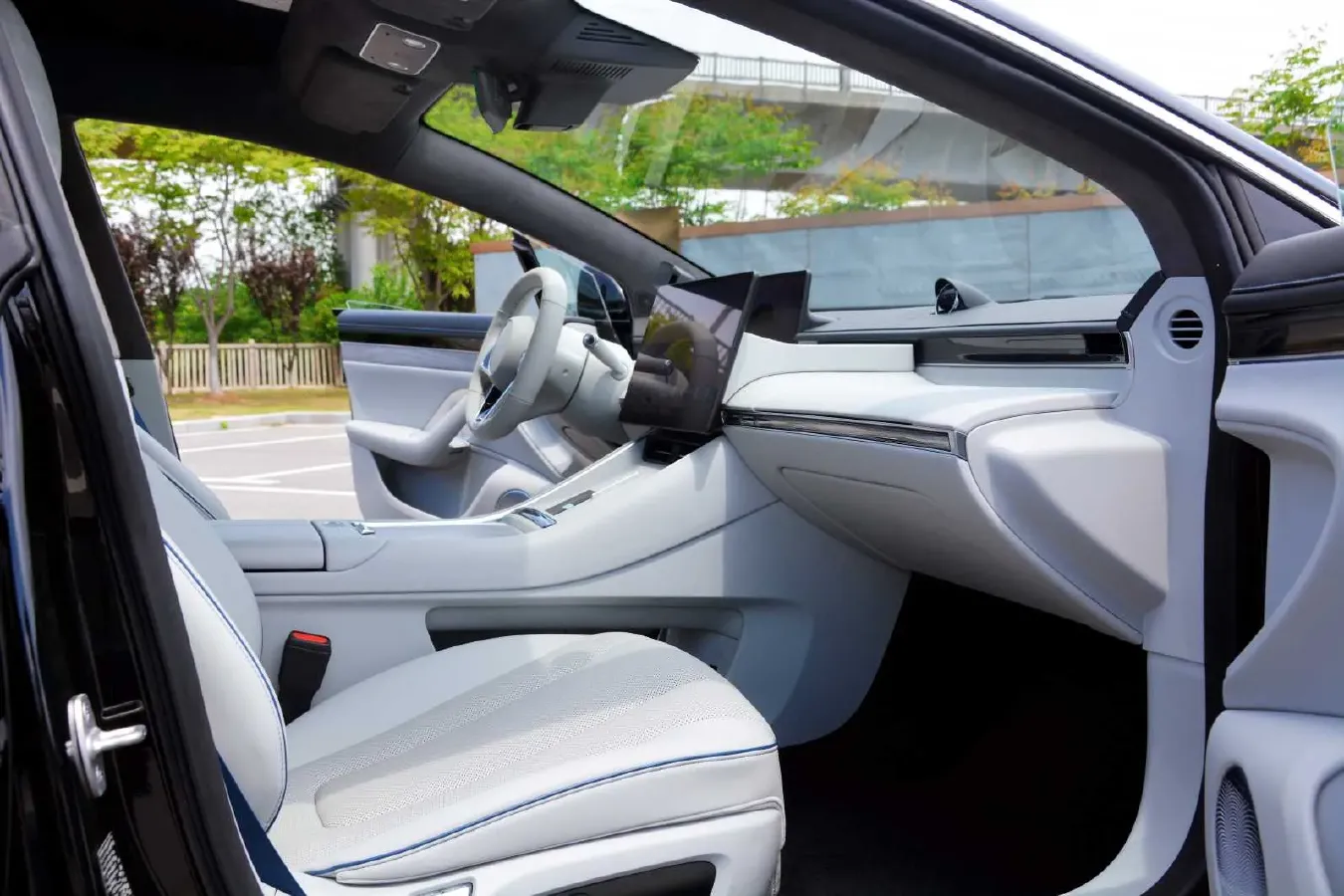 2025 Luxeed S7 BEV 100KWH,autocango,china used car exporter,china ev exporter,chinese used car exporter,chinese used ev exporter