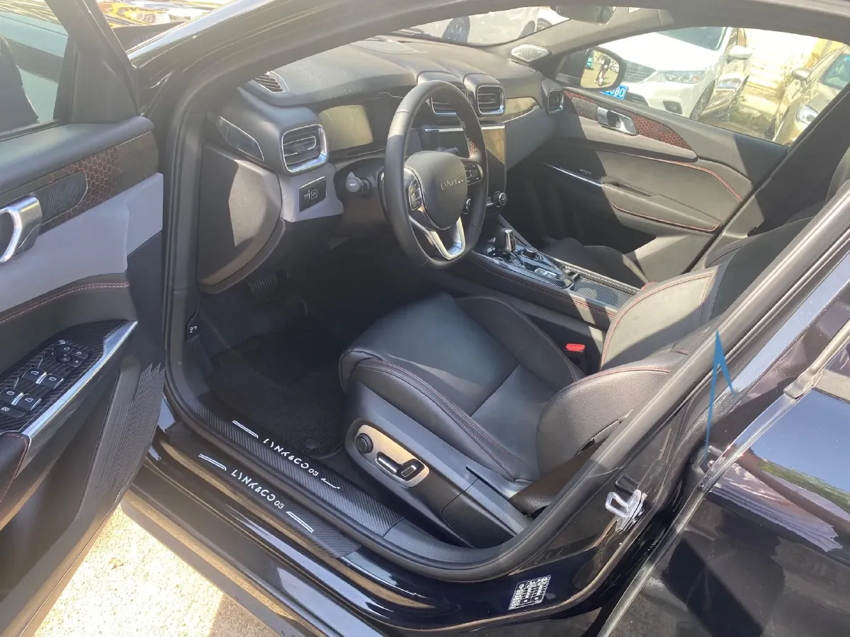 2019 LYNK&CO 01 2.0T 190HP L4 6AT,autocango,china used car exporter,china ev exporter,chinese used car exporter,chinese used ev exporter