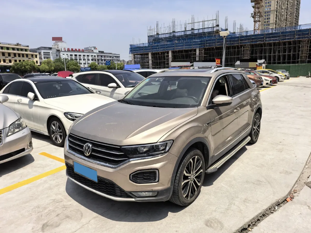 2019 Volkswagen T-Roc 1.4T 150HP L4 7DCT,autocango,china used car exporter,china ev exporter,chinese used car exporter,chinese used ev exporter
