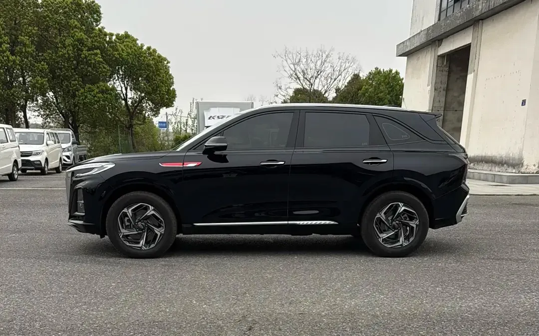 2024 HongQi HS3 1.5T 169HP L4 7DCT,autocango,china used car exporter,china ev exporter,chinese used car exporter,chinese used ev exporter