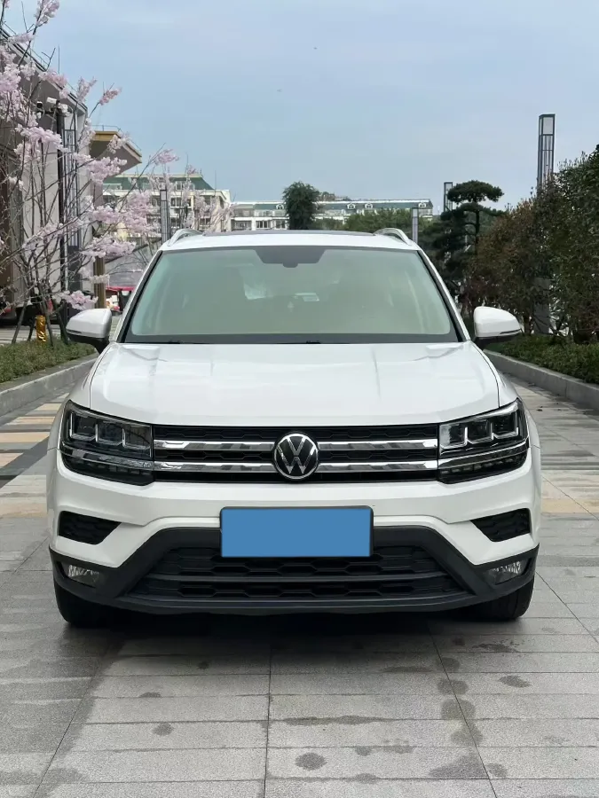 2021 Volkswagen Tharu 1.4T 150HP L4 7DCT,autocango,china used car exporter,china ev exporter,chinese used car exporter,chinese used ev exporter