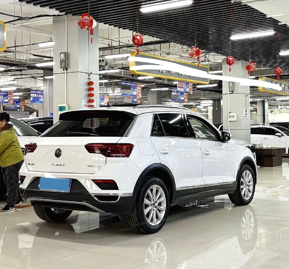 2021 Volkswagen T-Roc 1.4T 150HP L4 7DCT,autocango,china used car exporter,china ev exporter,chinese used car exporter,chinese used ev exporter
