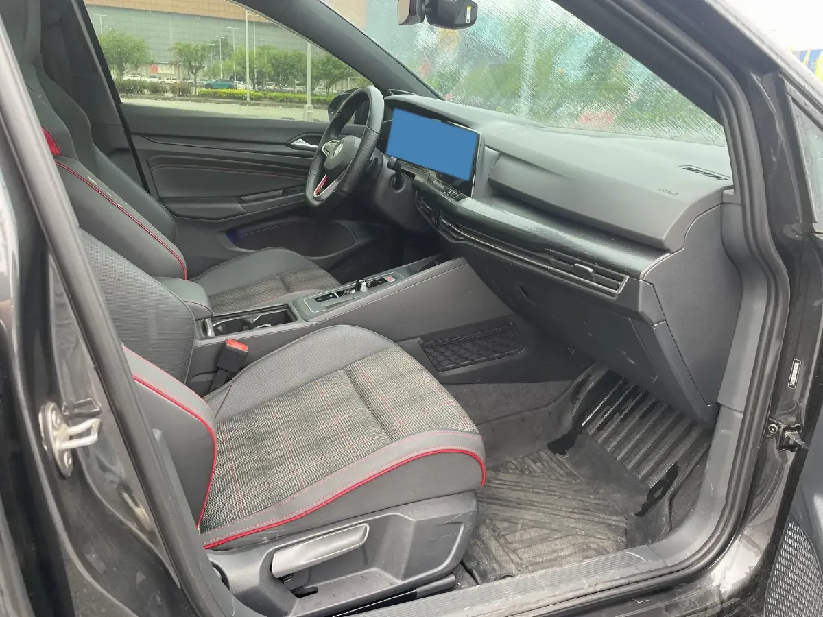 2021 Volkswagen GolfGTI 2.0T 220HP L4 7DCT,autocango,china used car exporter,china ev exporter,chinese used car exporter,chinese used ev exporter