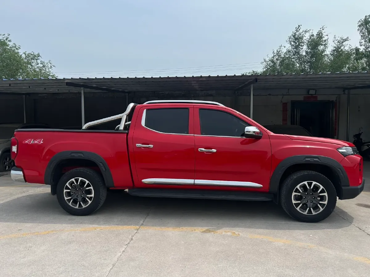 2023 MAXUS Interstellar 2.0T 218HP L4 8AT,autocango,china used car exporter,china ev exporter,chinese used car exporter,chinese used ev exporter