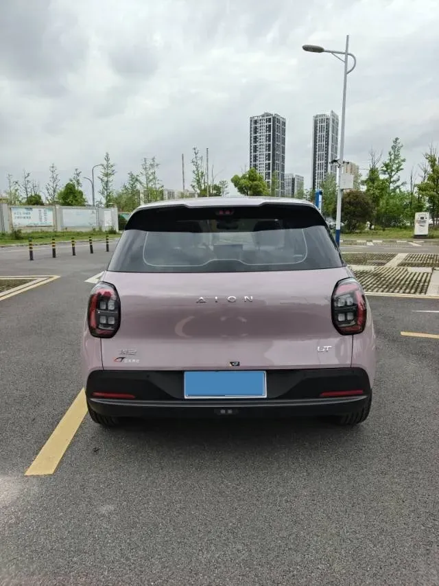 2025 Aion AION UT BEV,autocango,china used car exporter,china ev exporter,chinese used car exporter,chinese used ev exporter