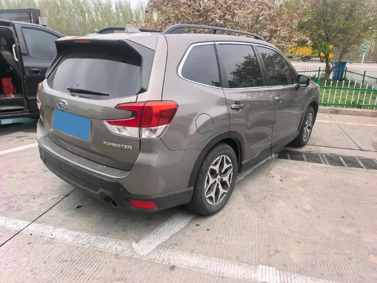 2021 Subaru Forester 2.0L 154HP H4 CVT,autocango,china used car exporter,china ev exporter,chinese used car exporter,chinese used ev exporter