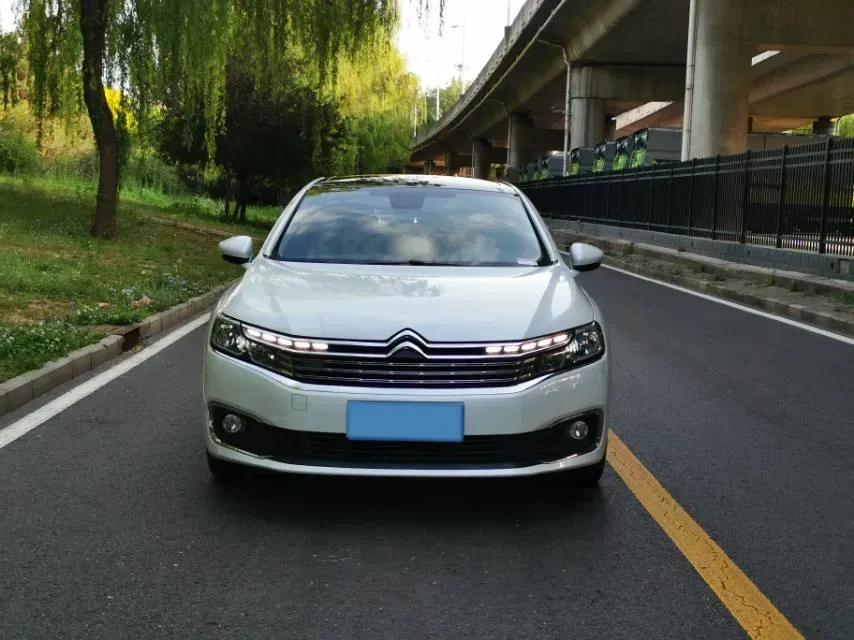 2021 Citroen C6 1.8T 211HP L4 8AT,autocango,china used car exporter,china ev exporter,chinese used car exporter,chinese used ev exporter