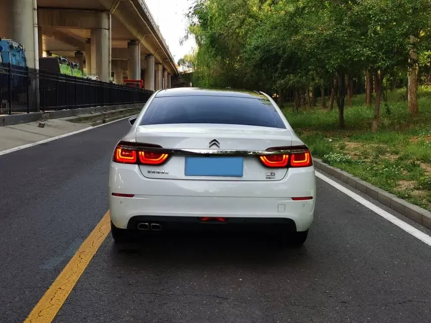 2021 Citroen C6 1.8T 211HP L4 8AT,autocango,china used car exporter,china ev exporter,chinese used car exporter,chinese used ev exporter