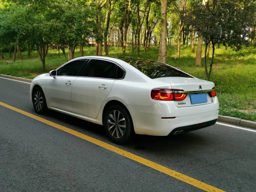 2021 Citroen C6 1.8T 211HP L4 8AT,autocango,china used car exporter,china ev exporter,chinese used car exporter,chinese used ev exporter