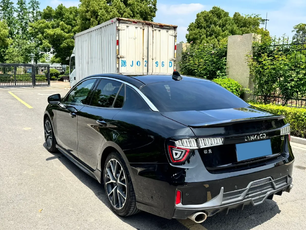 2022 LYNK&CO 03 2.0T 190HP L4 7DCT,autocango,china used car exporter,china ev exporter,chinese used car exporter,chinese used ev exporter